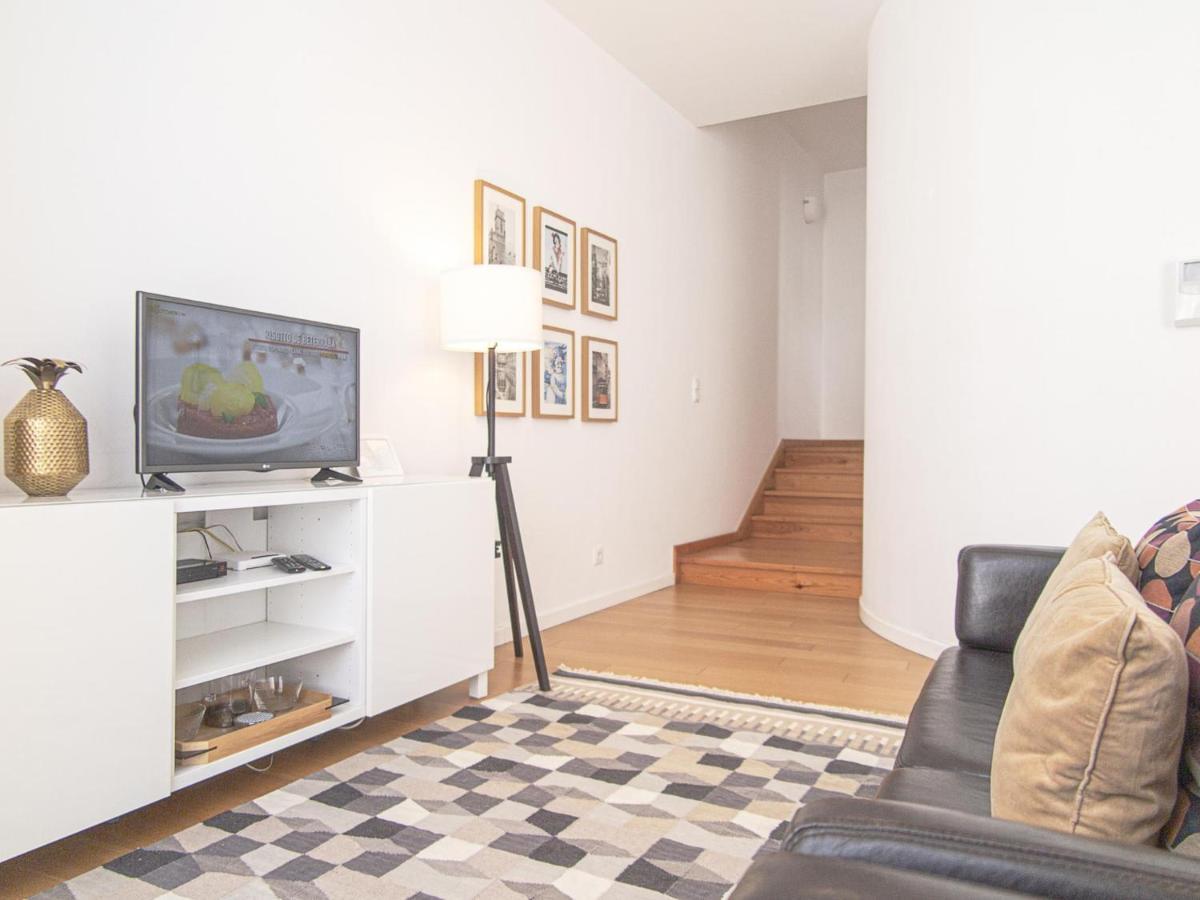Baixa Chiado 2 Bedroom Duplex Apt With Ac Elevator Лісабон Екстер'єр фото